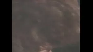 அழகான லெஸ் மசாஜ் MILF ஐ மயக்குகிறது