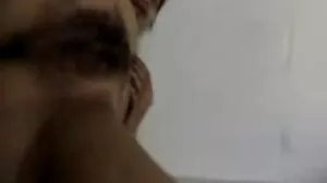 சிறிய மார்டினி போவ்ஸ் ரைடிங் பிக் ஸ்க்லாங் படுக்கையறை