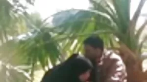 மாற்றாந்தாய் மோனா வேல்ஸ் வளர்ப்பு மகள் ரிலே ரீடின் டீன் புண்டை நக்குகிறார்