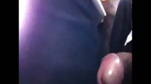 ரெட்ஹெட் டீன் ஒரு காரில் புணர்ந்து முகம்